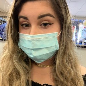 Meet your Posher, Blaire